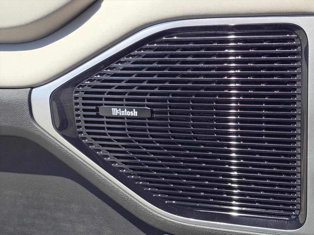 New 2025 Jeep Wagoneer Series III w/ Quick Order Package 25C Super image 11