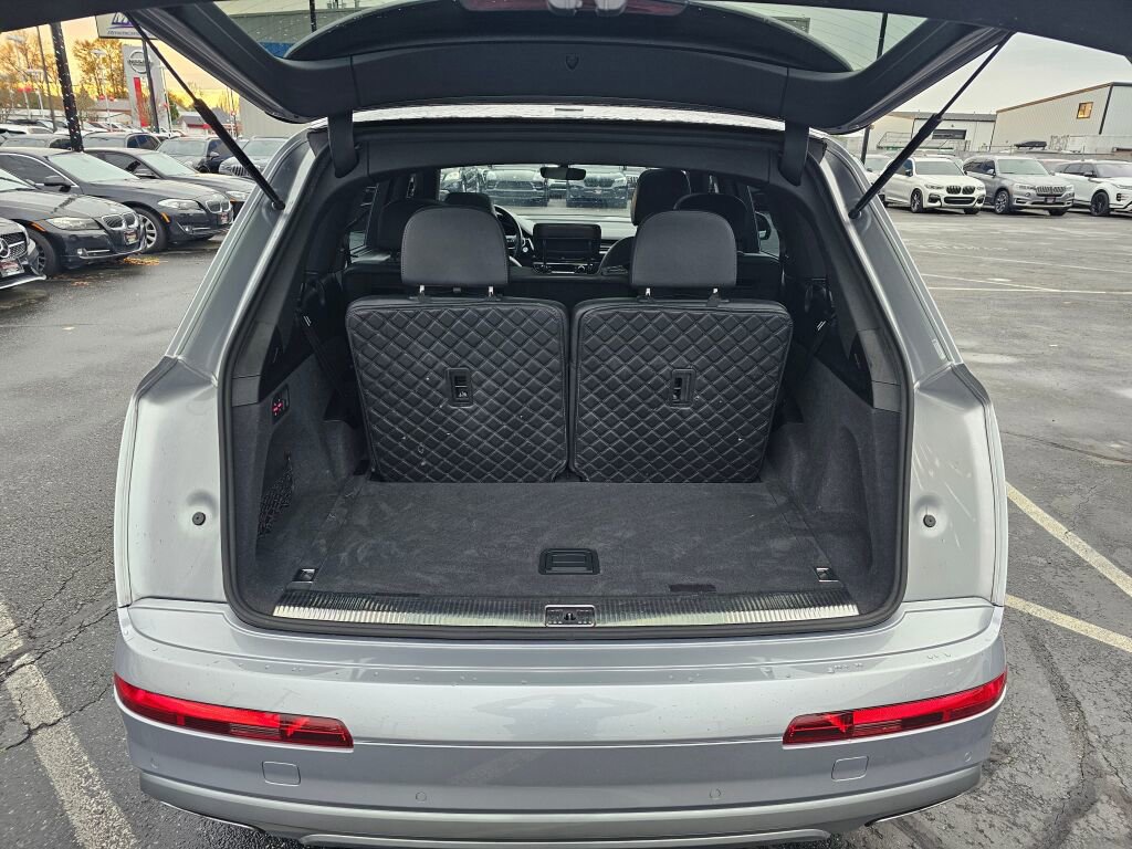 Used 2019 Audi Q7 3.0T Premium Plus w/ Premium Plus Package image 16