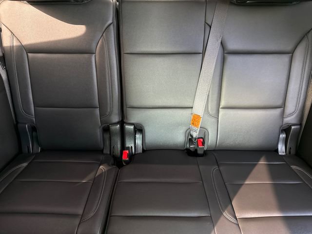 Used 2021 Chevrolet Tahoe Z71 w/ Z71 Signature Package image 18