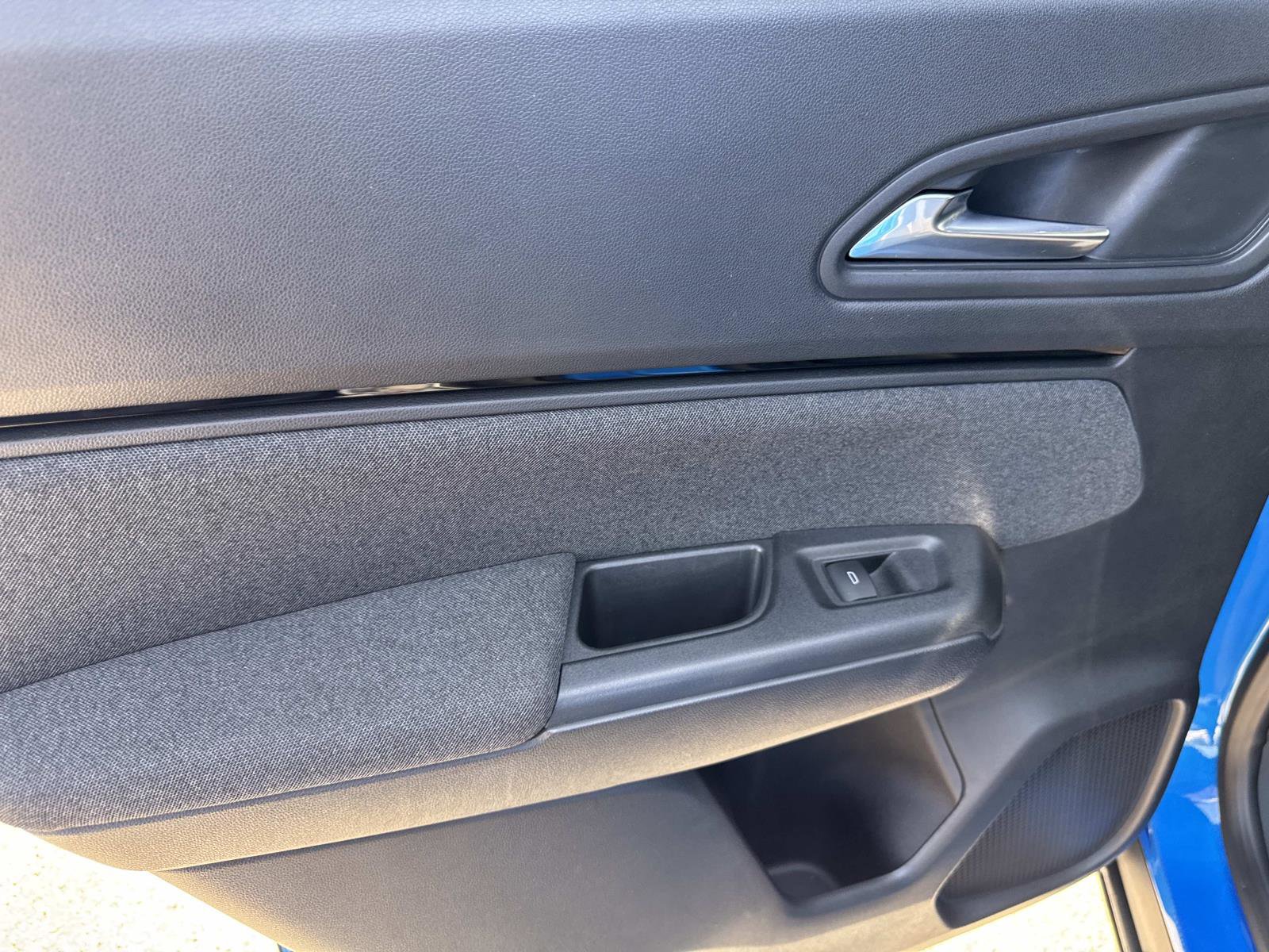 Used 2024 Honda Prologue EX image 9