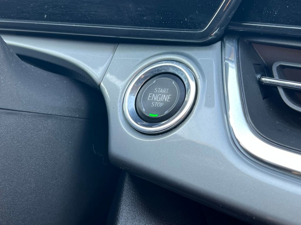 Used 2025 Chevrolet Trax LT image 24