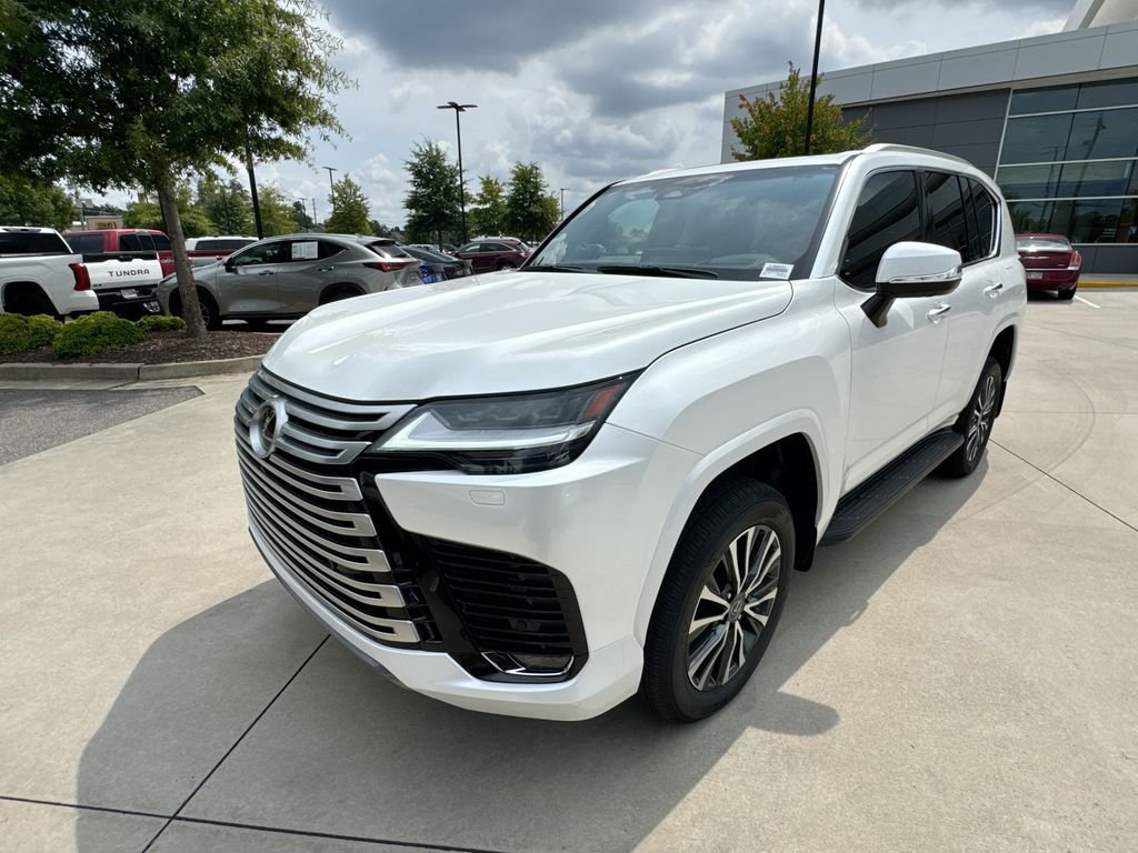 New 2026 Lexus LX 600 4WD w/ Interior Upgrade Package image 5