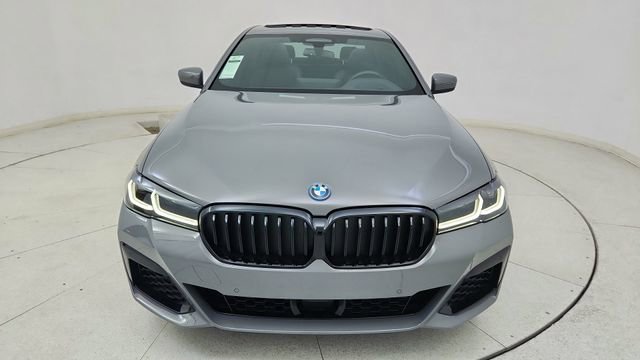 Used 2022 BMW 530e xDrive 530e iPerformance w/ Executive Package image 2