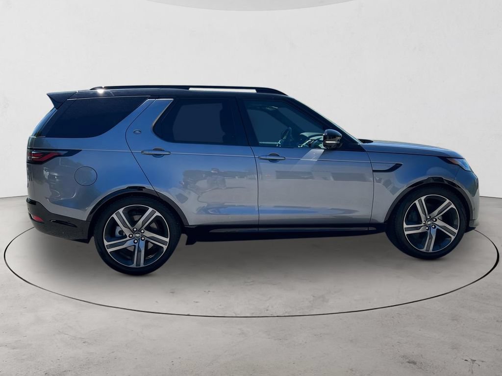 New 2026 Land Rover Discovery Limited Edition AWD/4WD image 6