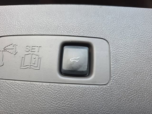 Used 2023 Lincoln Corsair Reserve w/ Equipment Group 201A image 13