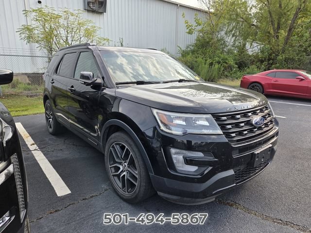 Used 2017 Ford Explorer Sport w/ Equipment Group 401A AWD/4WD image 3