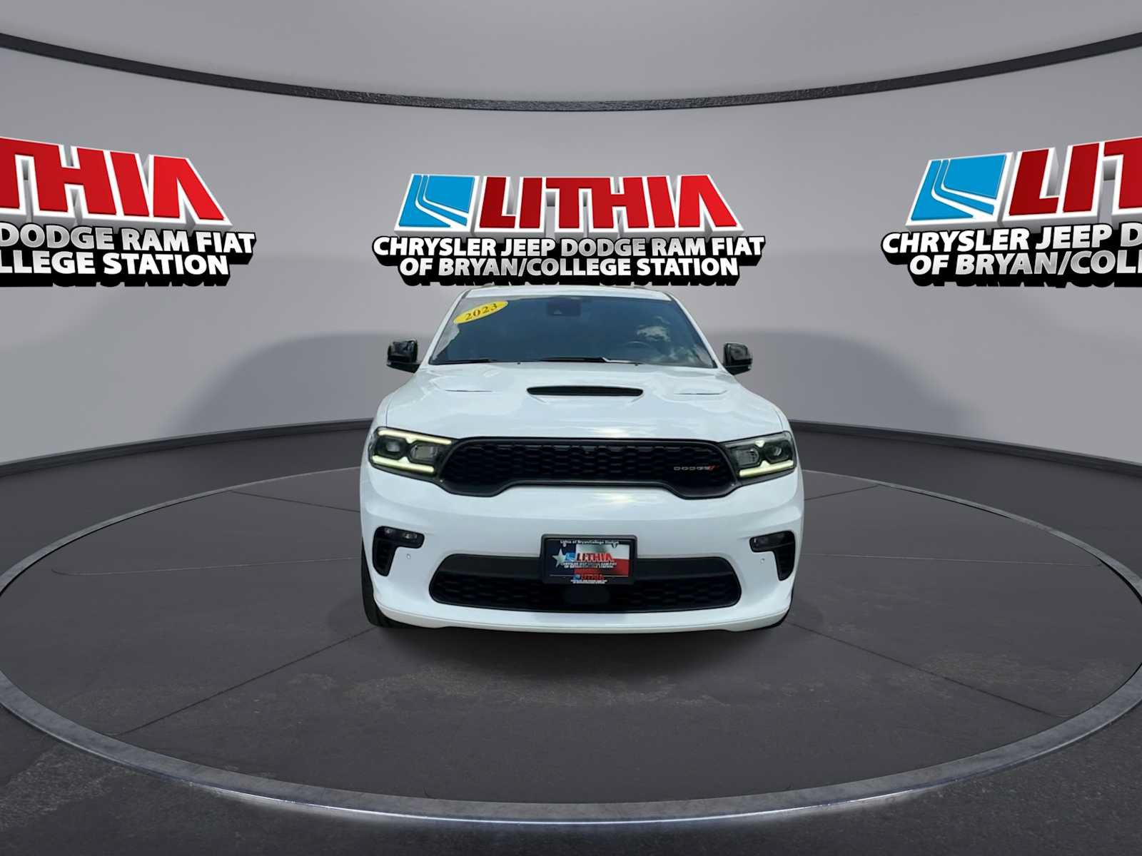 Used 2023 Dodge Durango R/T AWD/4WD image 3