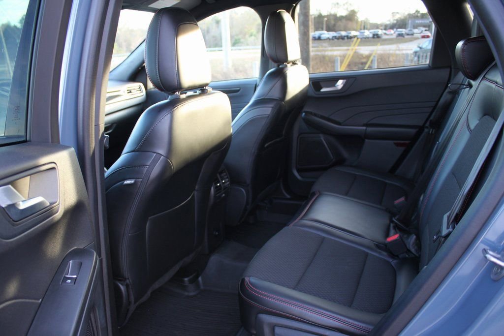 Used 2024 Ford Escape ST-Line AWD/4WD image 6
