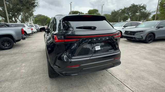 Certified 2022 Lexus NX 250 FWD image 6