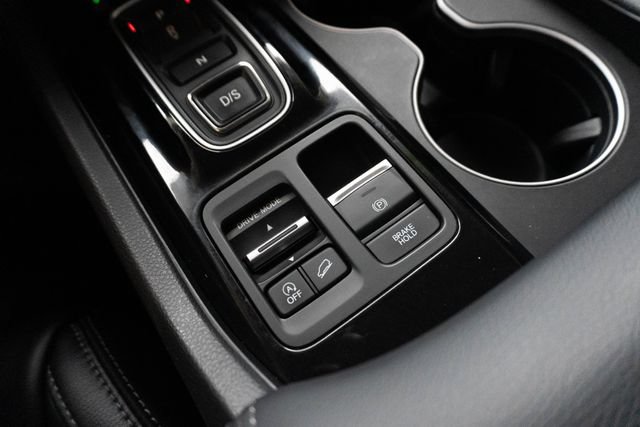 Used 2025 Honda Pilot EX-L image 29