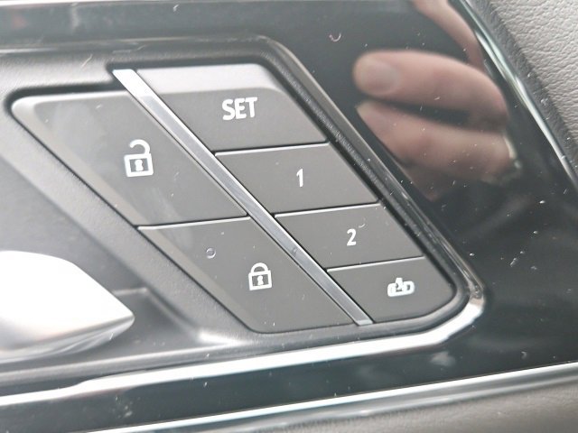 New 2026 GMC Yukon Denali w/ Sun & Power Step Package image 23