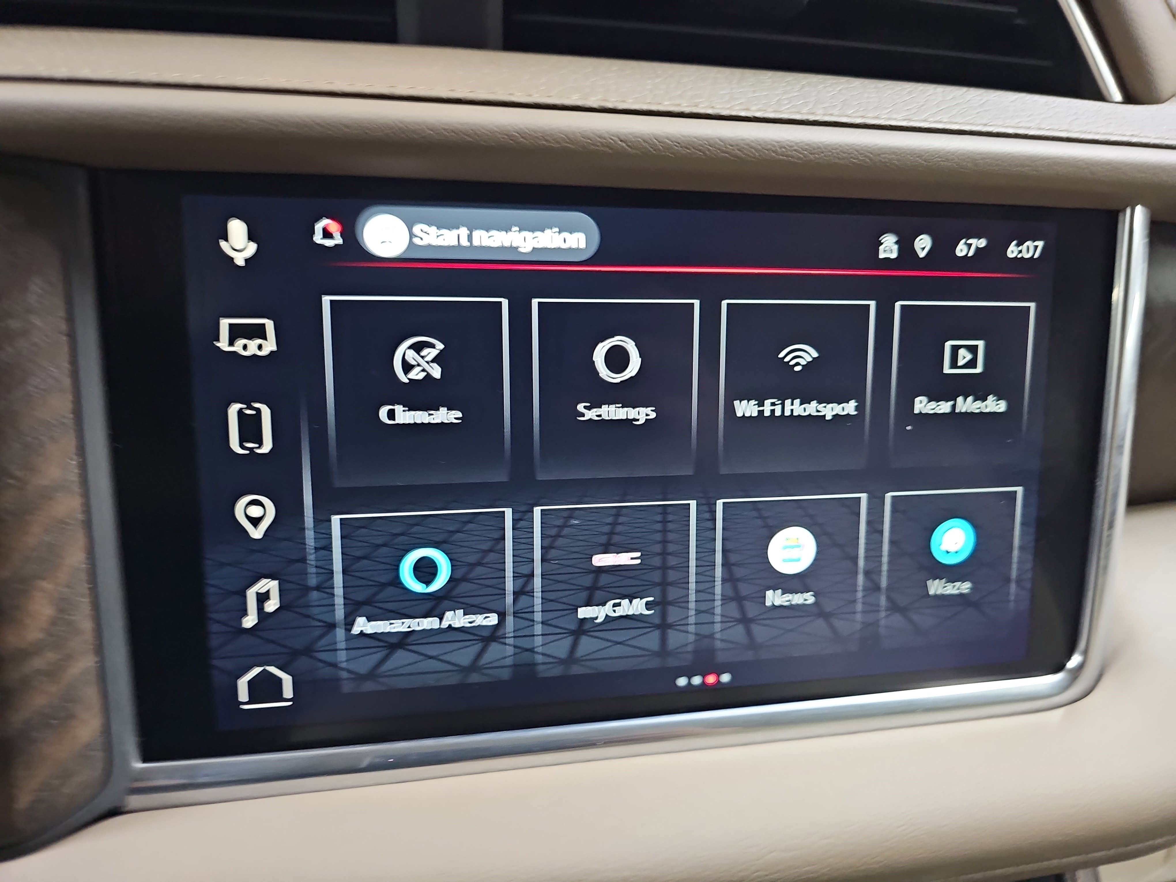 Used 2024 GMC Yukon Denali w/ Advanced Technology Package image 23