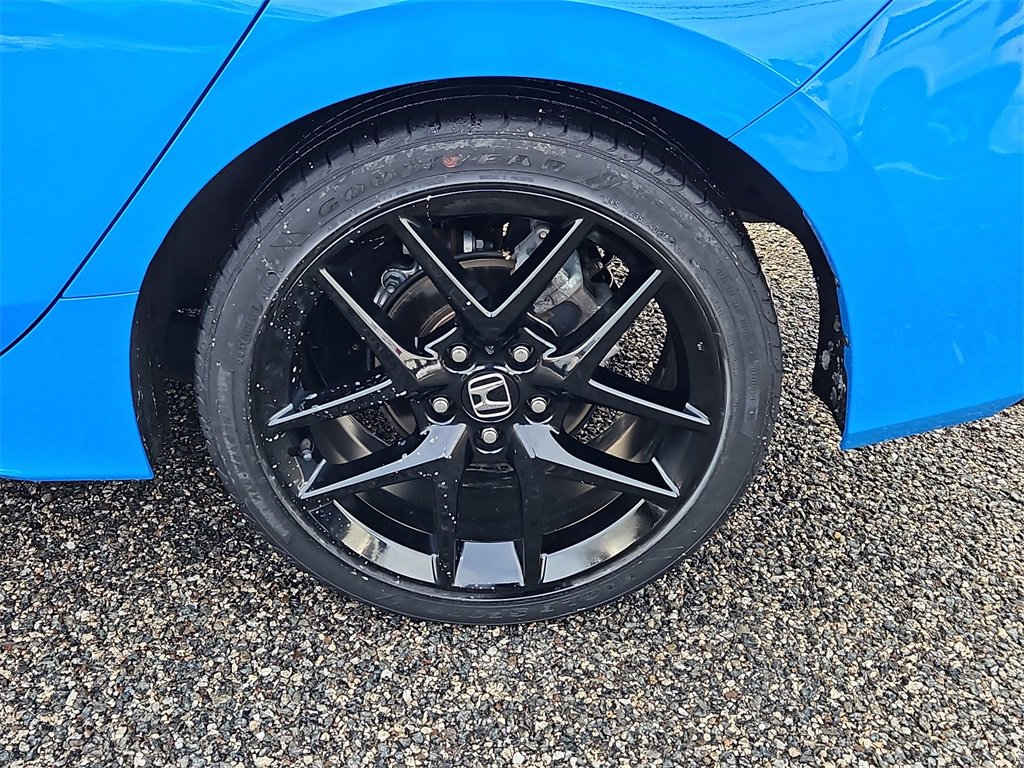 Used 2023 Honda Civic Sport image 8