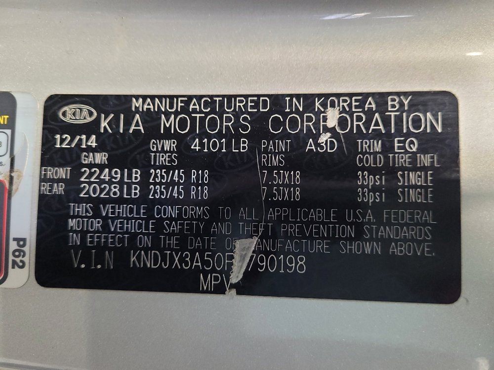 Used 2015 Kia Soul ! FWD image 33
