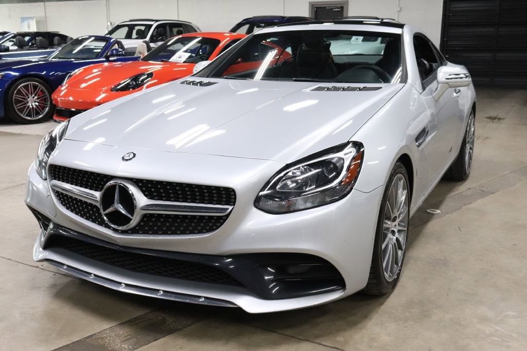 Used 2017 Mercedes-Benz SLC 300 image 1