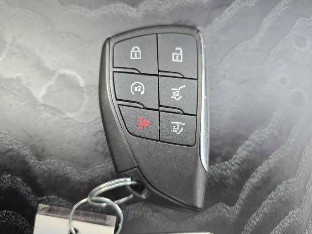 Used 2021 GMC Yukon XL Denali w/ Advanced Technology Package image 22