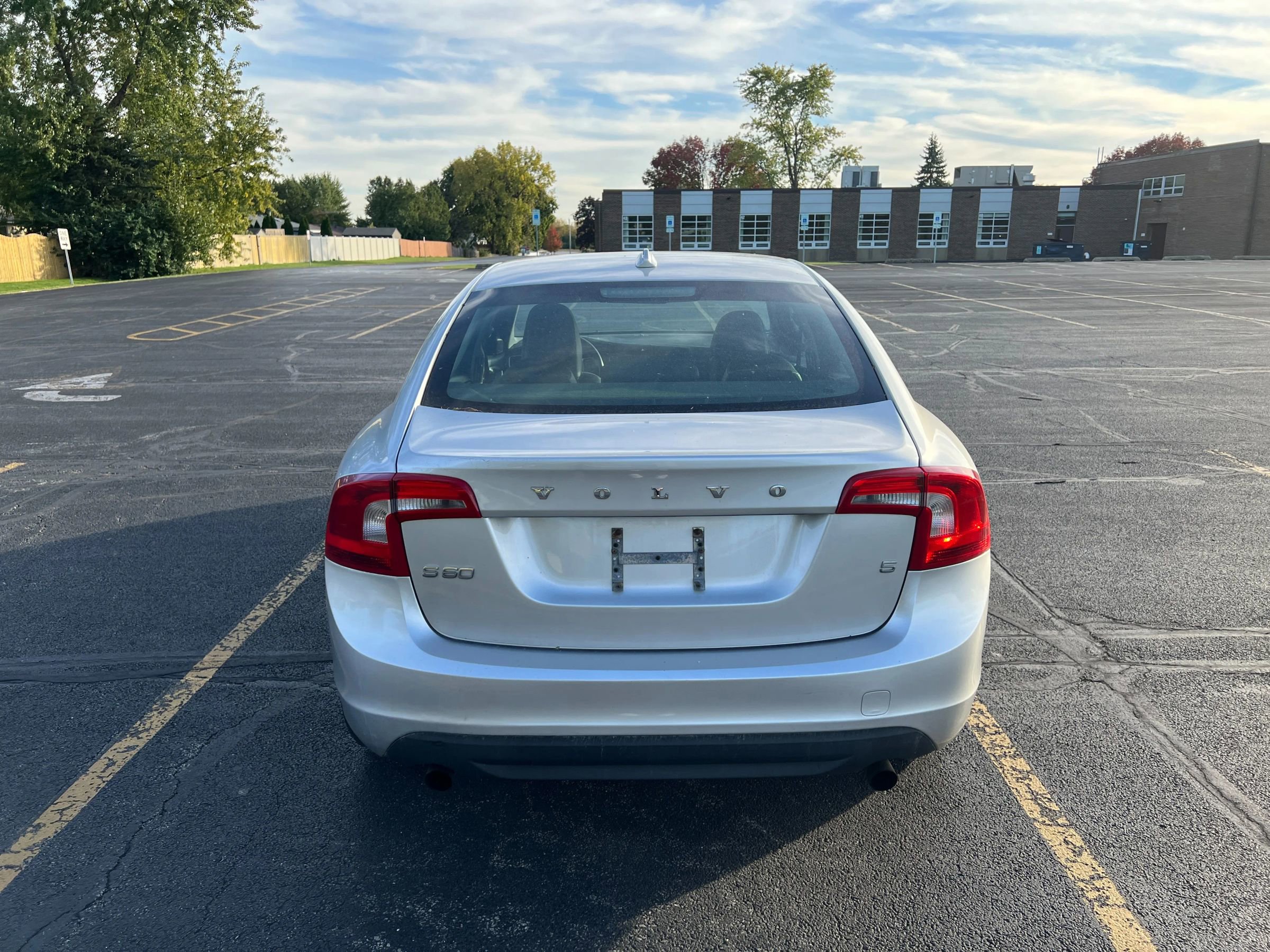 Used 2012 Volvo S60 T5 image 9