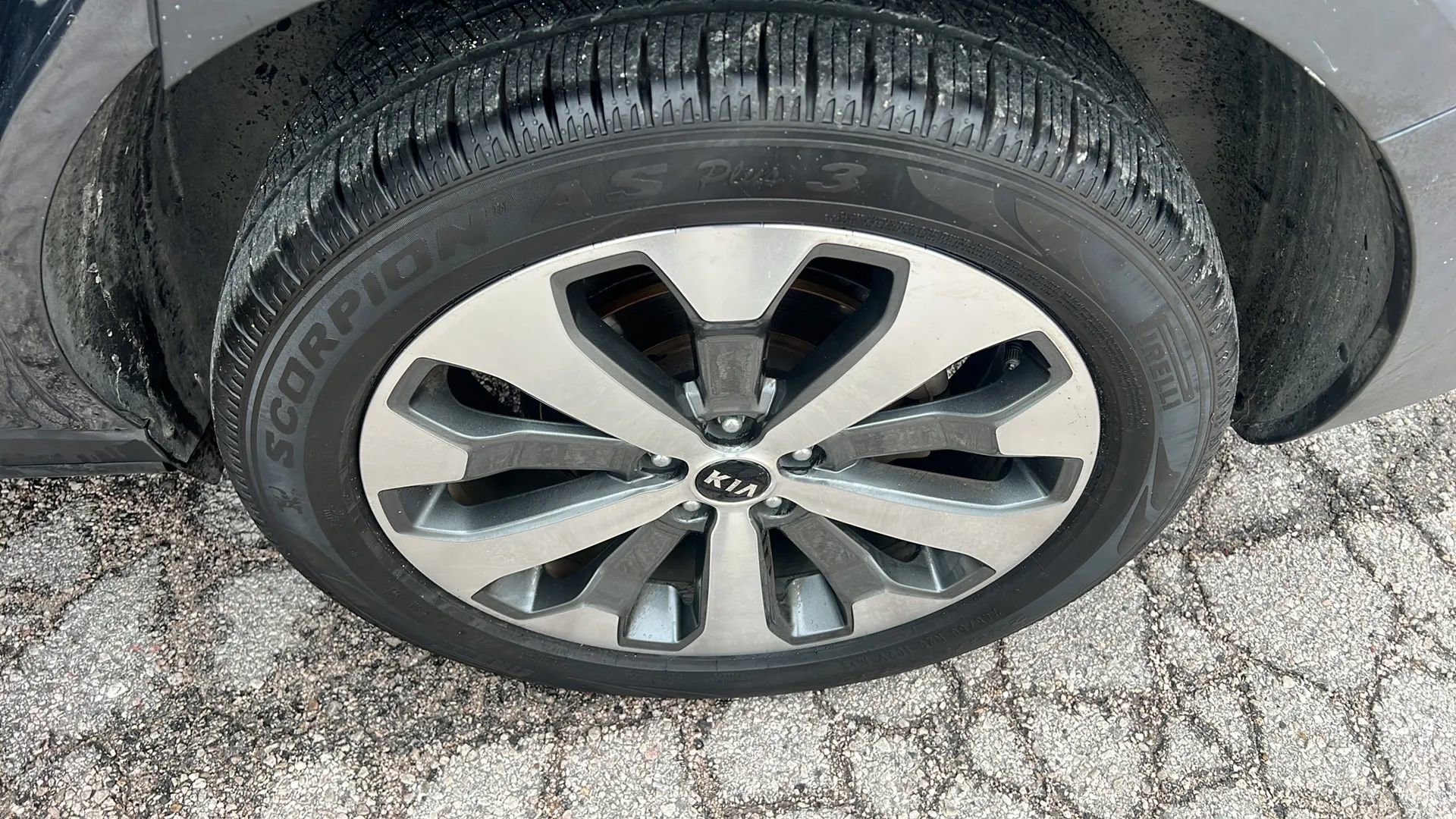 Used 2021 Kia Telluride S FWD image 32