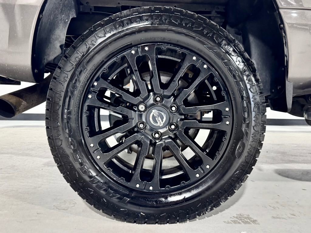 Used 2016 Nissan Titan SL image 33