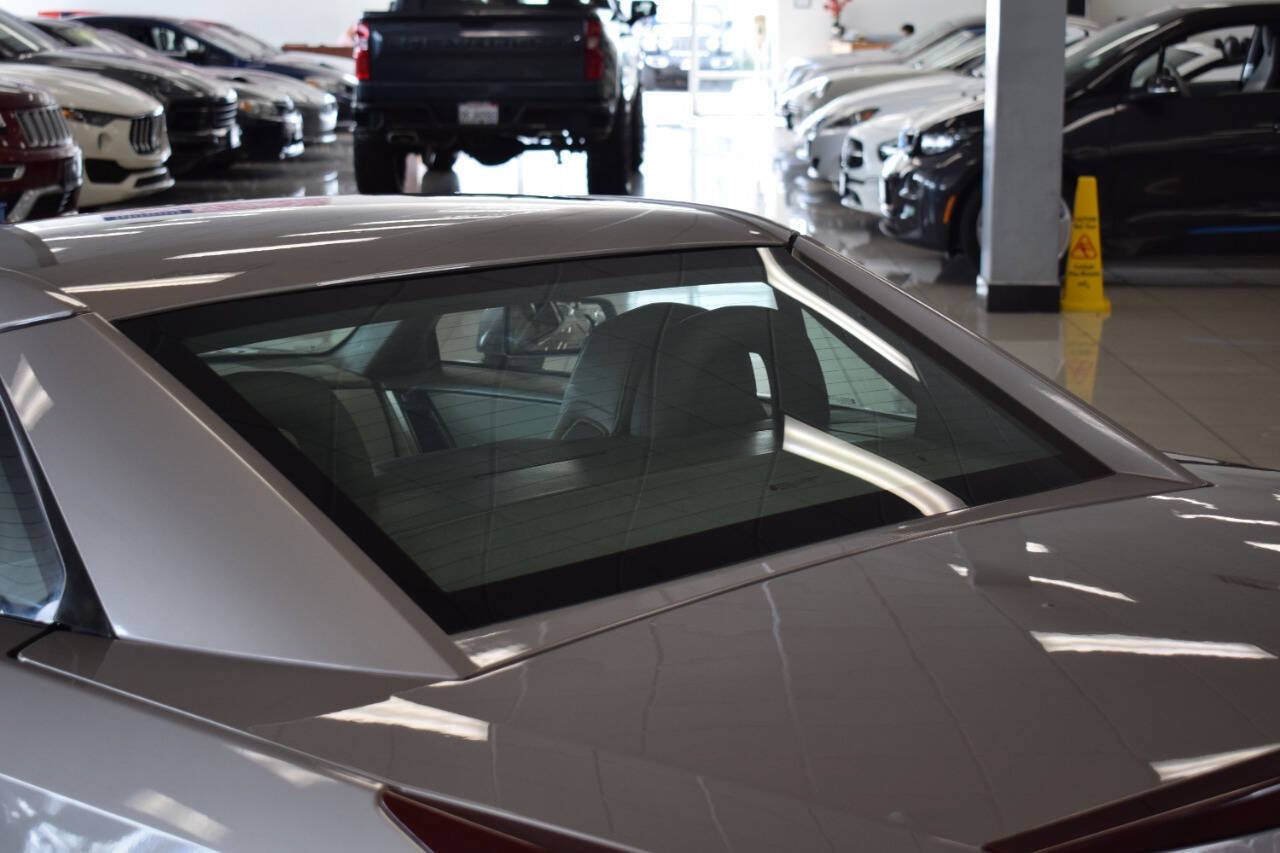 Used 2005 Cadillac XLR RWD image 46