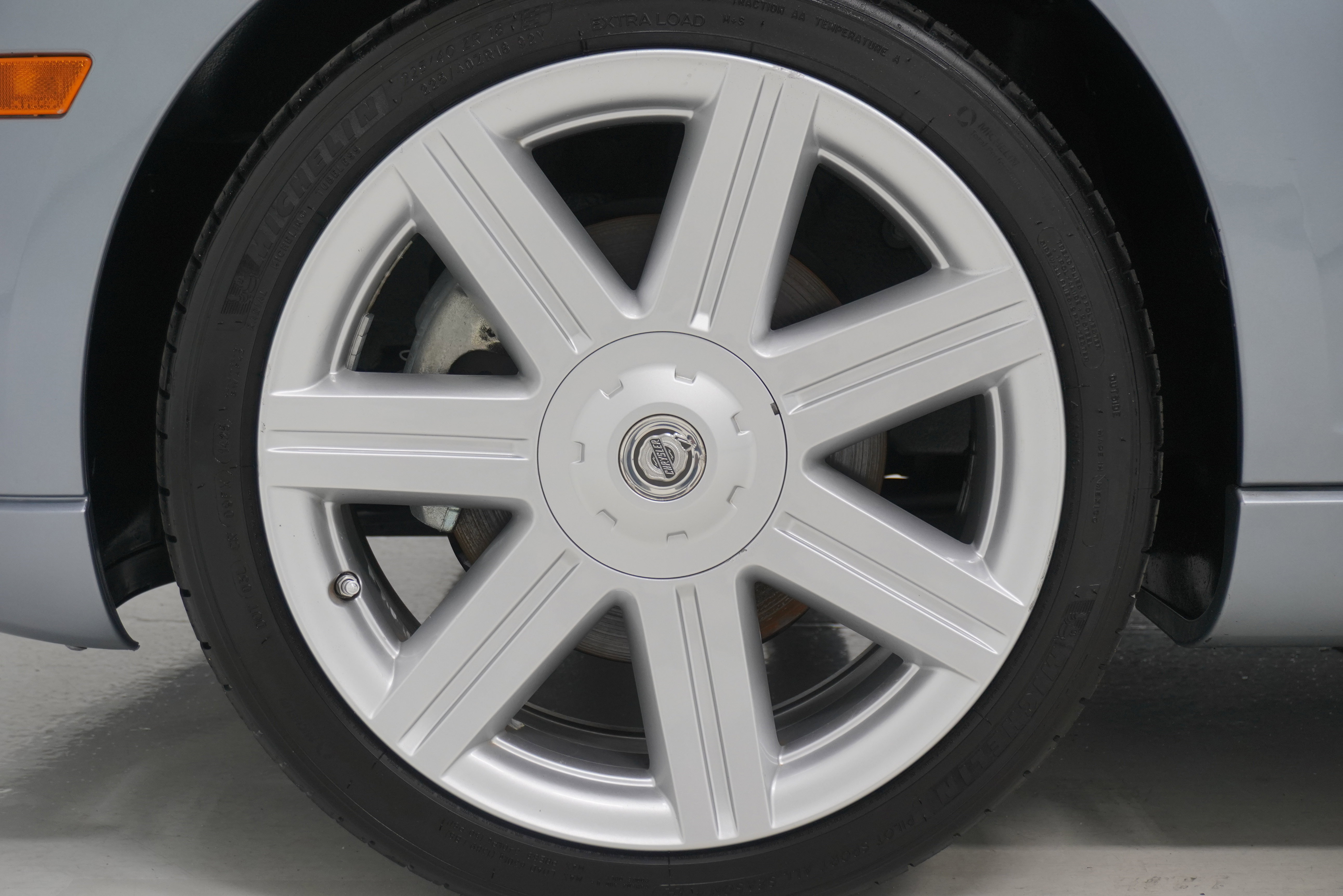 Used 2004 Chrysler Crossfire Coupe image 24