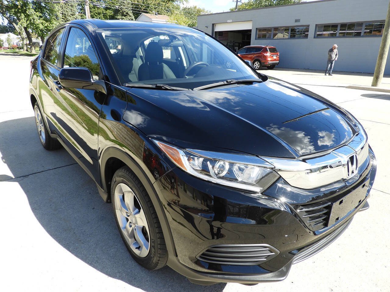 Used 2020 Honda HR-V LX image 11
