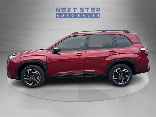 Used 2025 Subaru Forester Limited image 4