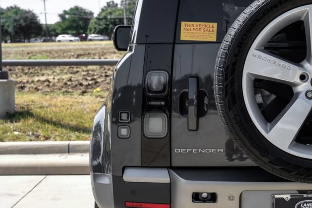 Used 2026 Land Rover Defender 110 S AWD/4WD image 60