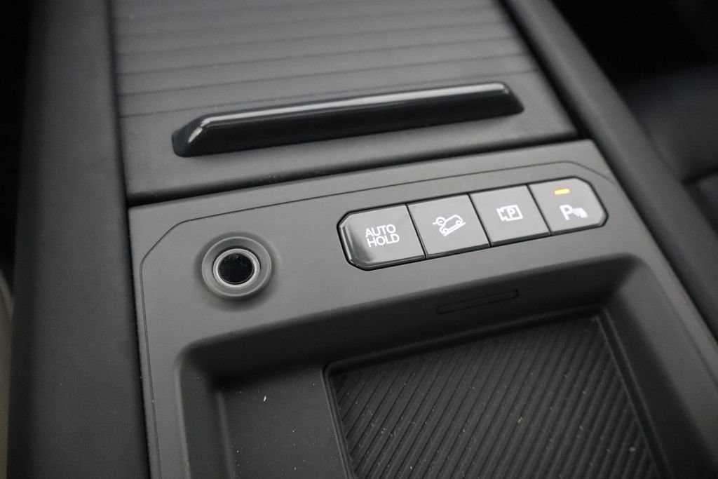 Used 2024 Kia EV9 GT-Line AWD/4WD image 34