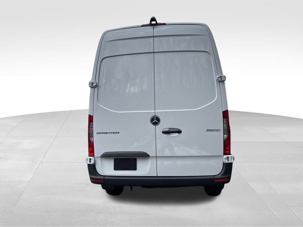 New 2025 Mercedes-Benz Sprinter 2500 image 4
