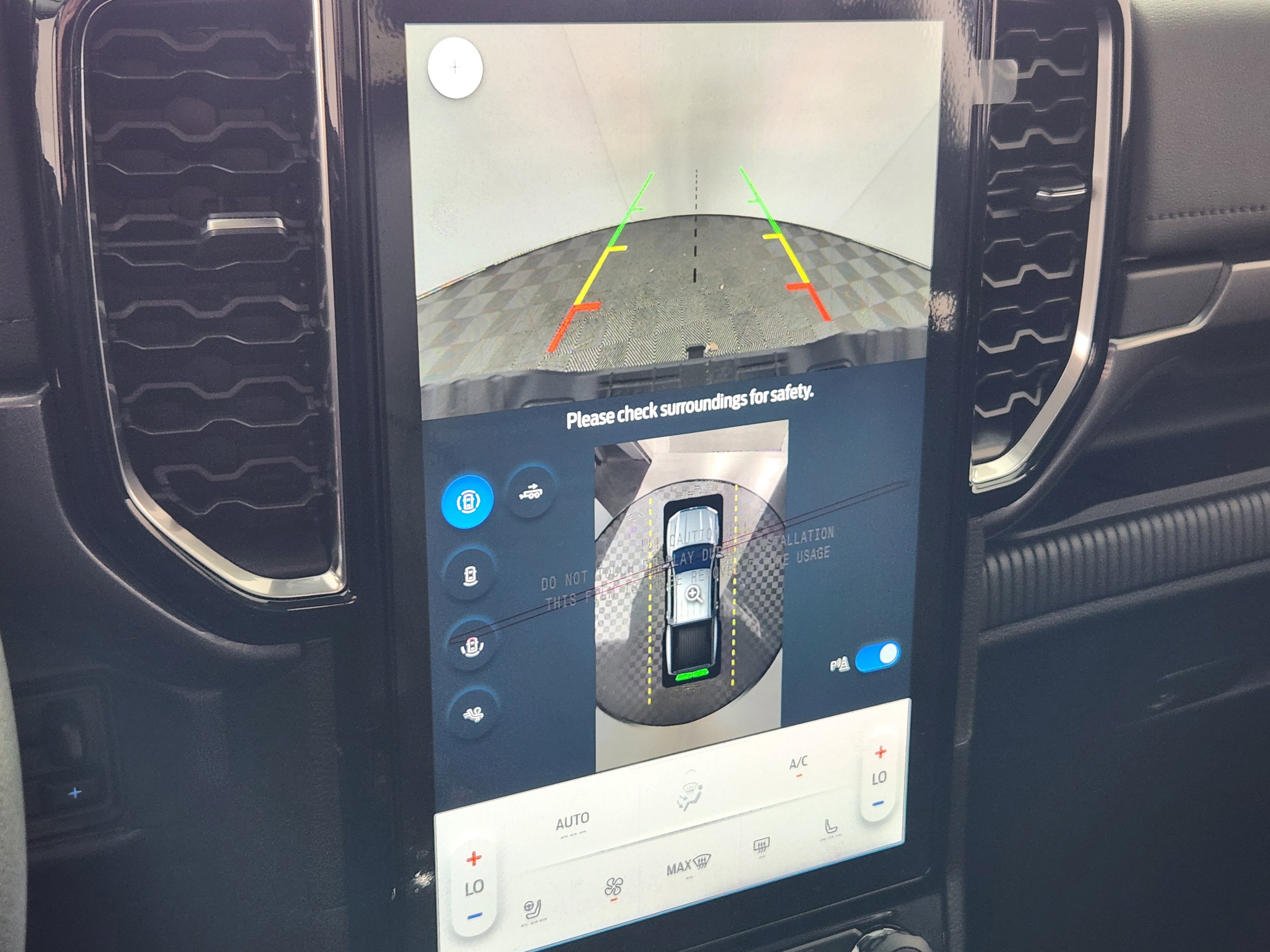 New 2025 Ford Ranger Lariat w/ FX4 Off-Road Package image 22