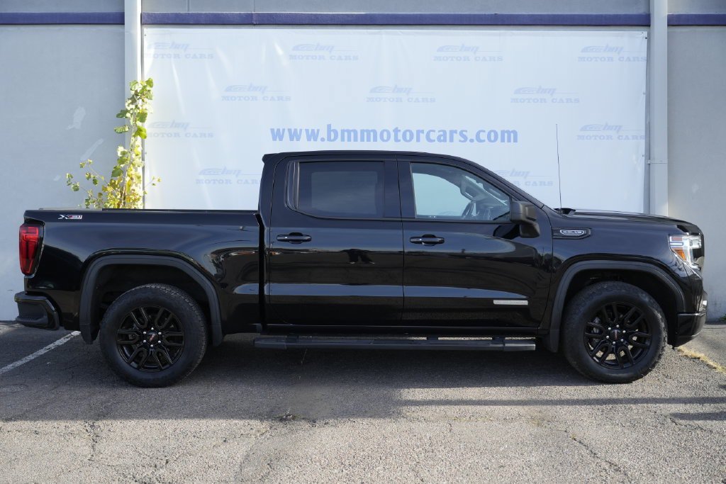 Used 2021 GMC Sierra 1500 Elevation w/ LPO, Elevation Black Package AWD/4WD image 7