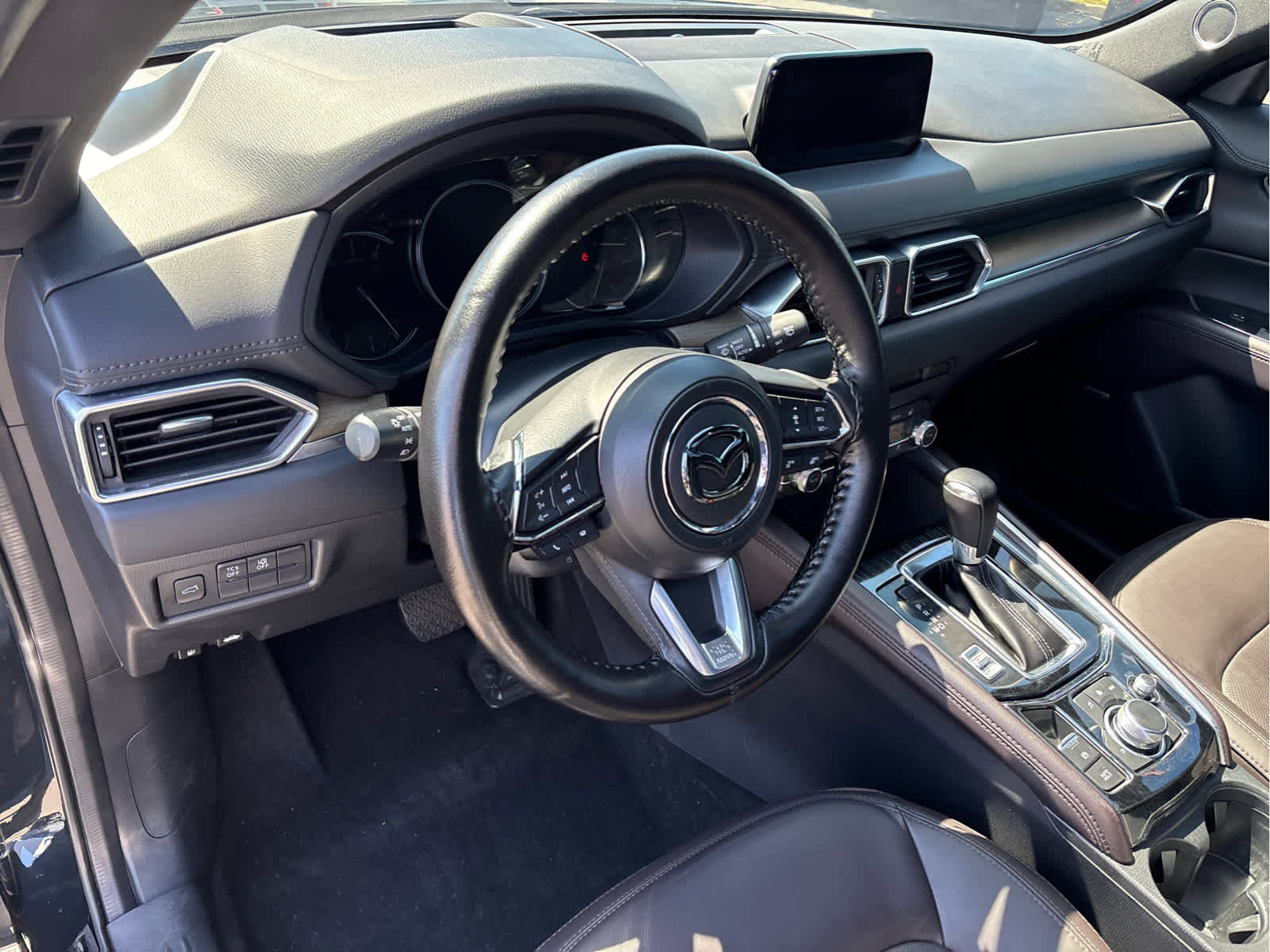 Used 2019 MAZDA CX-5 Signature image 11