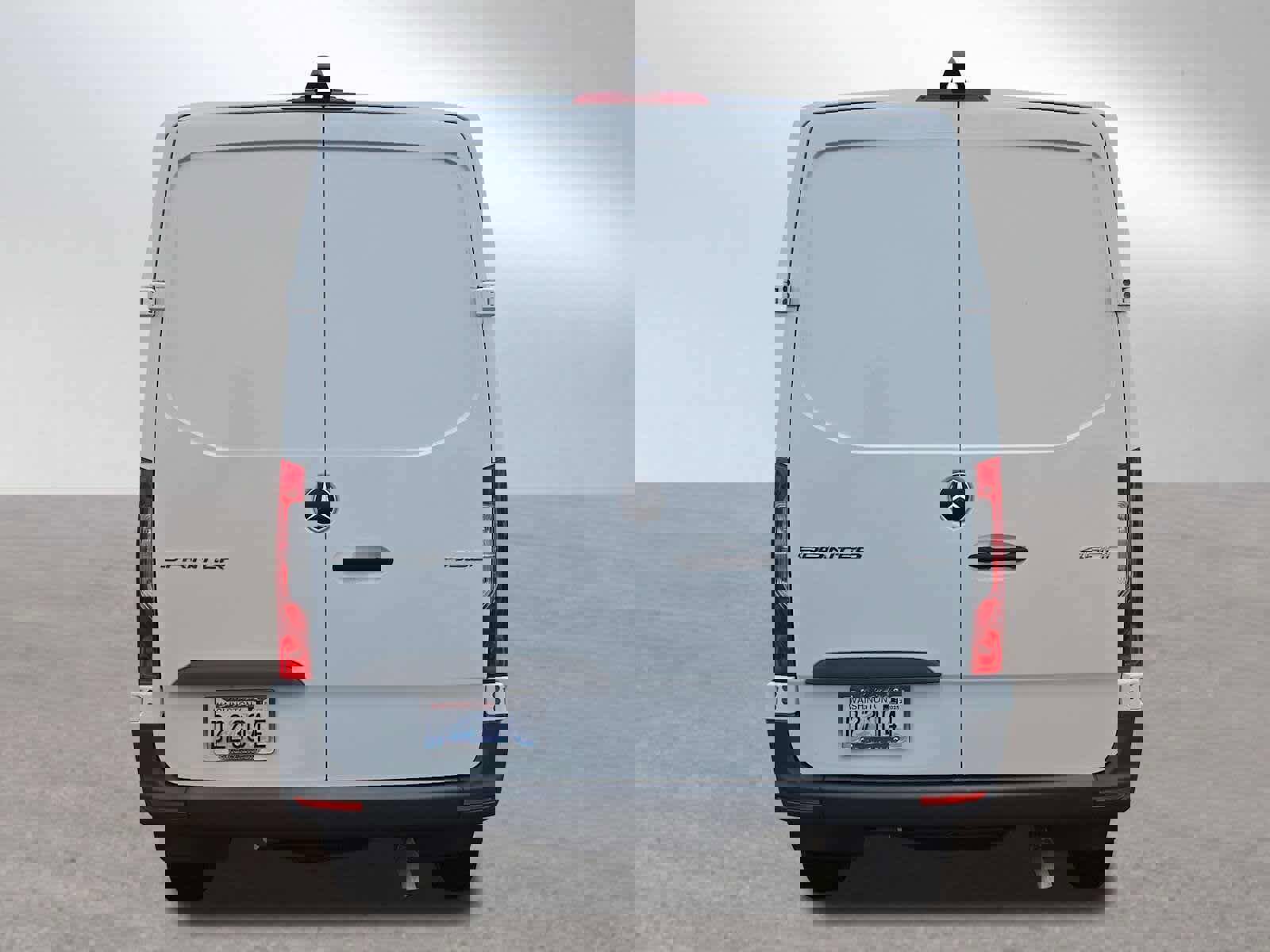 Used 2024 Mercedes-Benz Sprinter 4500 image 4