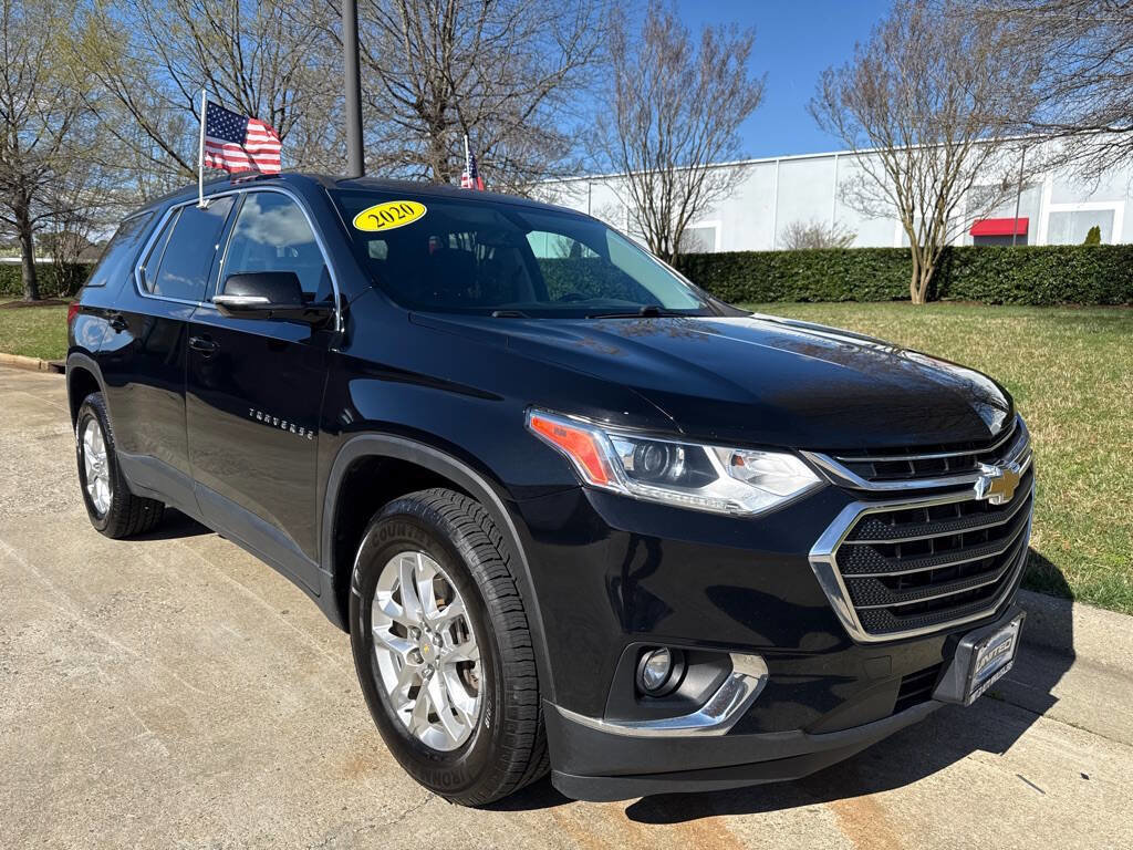 Used 2020 Chevrolet Traverse LT