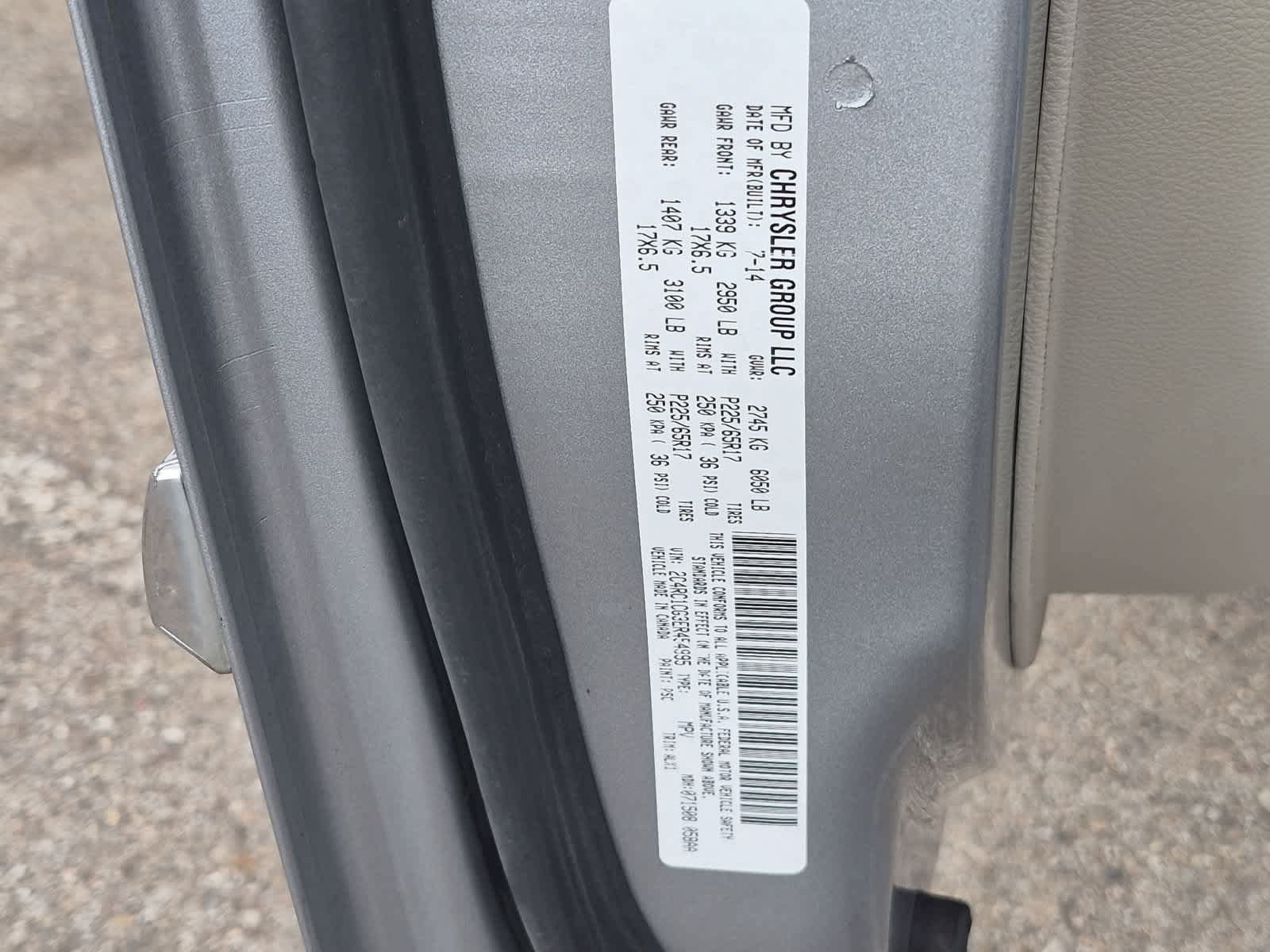 Used 2014 Chrysler Town & Country Touring-L w/ Driver Convenience Group FWD image 35