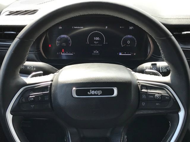 Used 2023 Jeep Grand Cherokee Limited AWD/4WD image 8