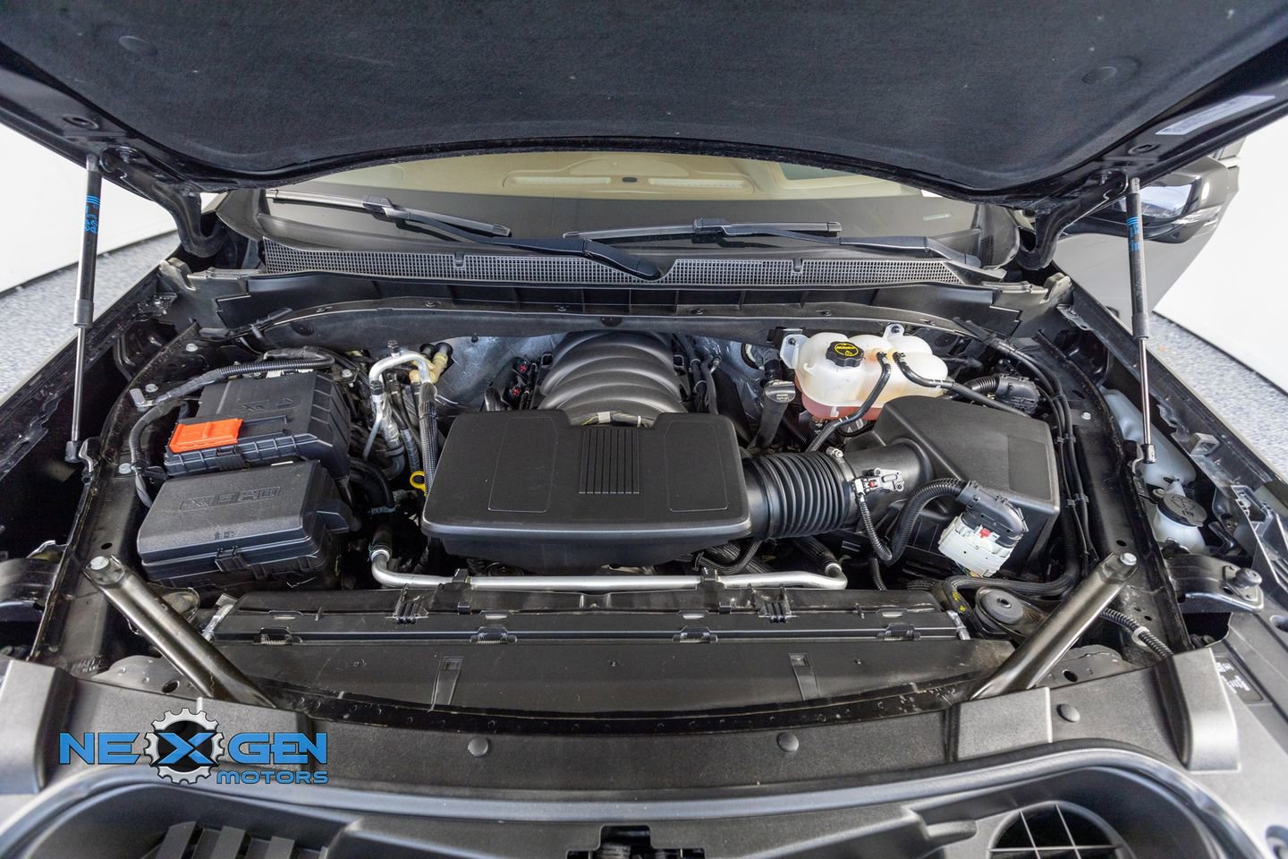 Used 2024 Chevrolet Suburban High Country w/ Advanced Technology Package image 50