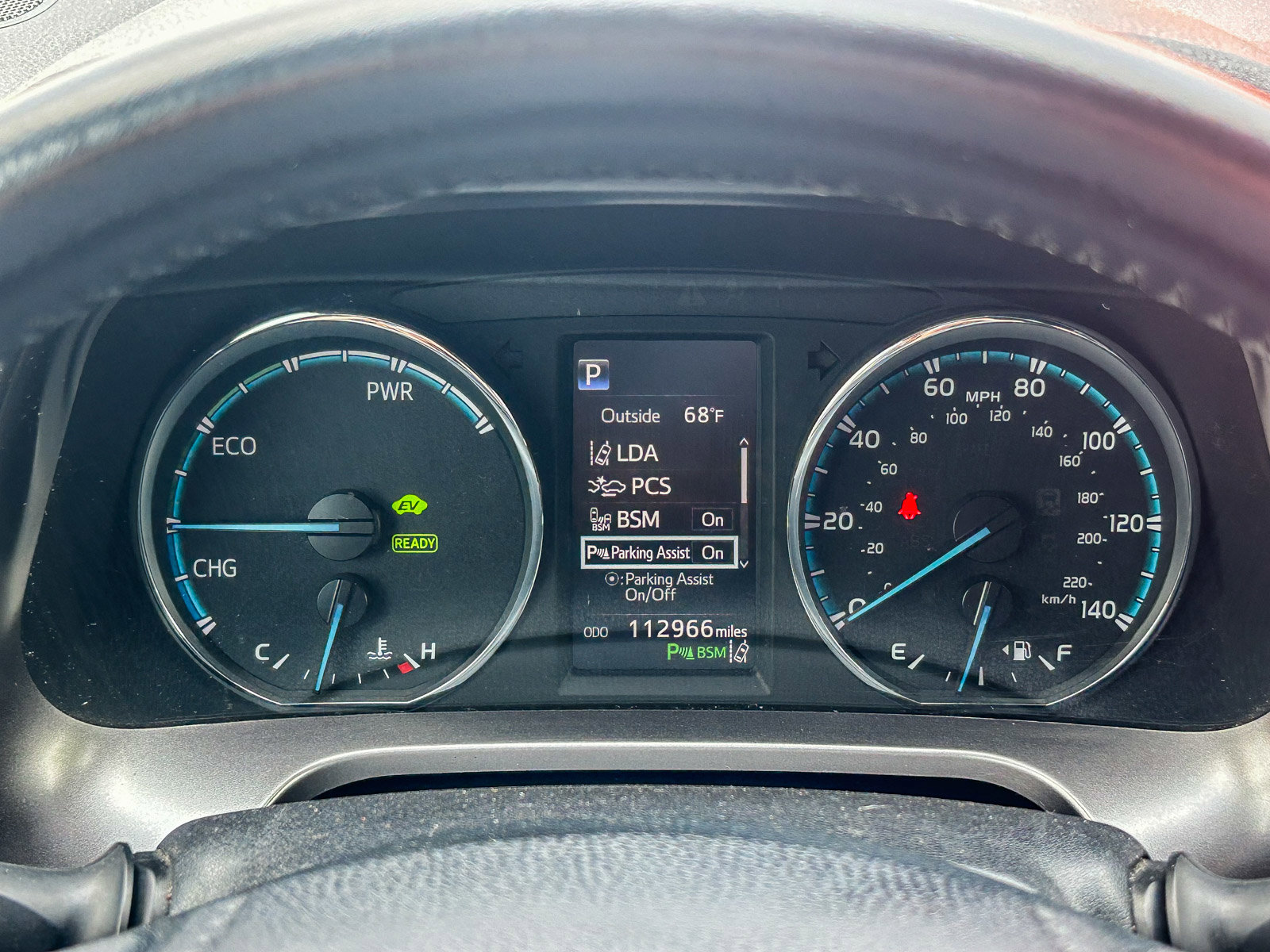 Used 2018 Toyota RAV4 SE w/ Advanced Technology Package image 21