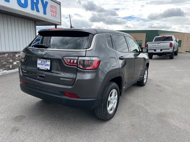 Used 2022 Jeep Compass Sport AWD/4WD image 15