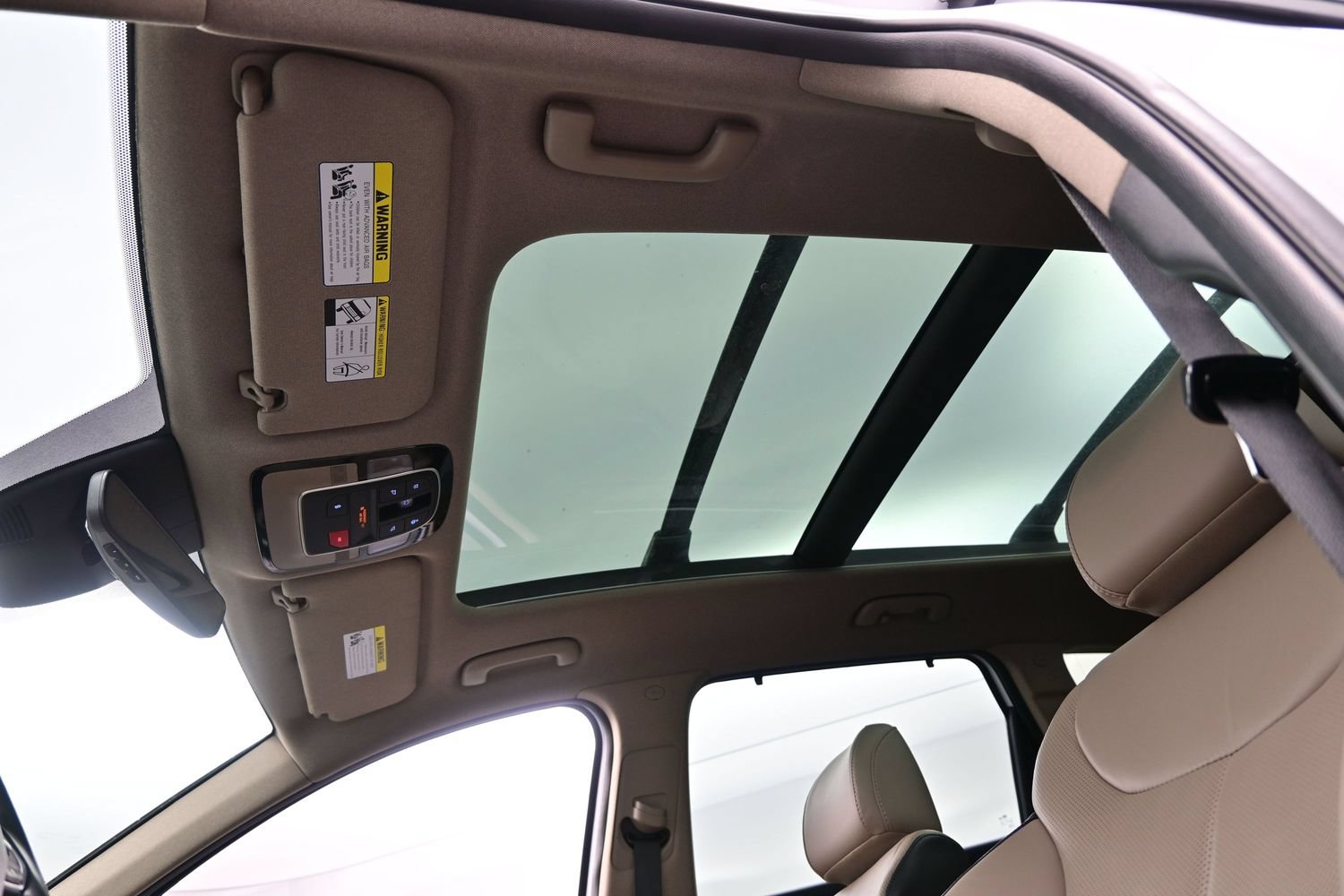 Certified 2023 Hyundai Santa Fe Limited AWD/4WD image 19