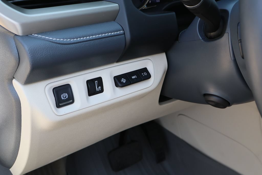 Certified 2023 GMC Acadia Denali w/ Denali Ultimate Package FWD image 12