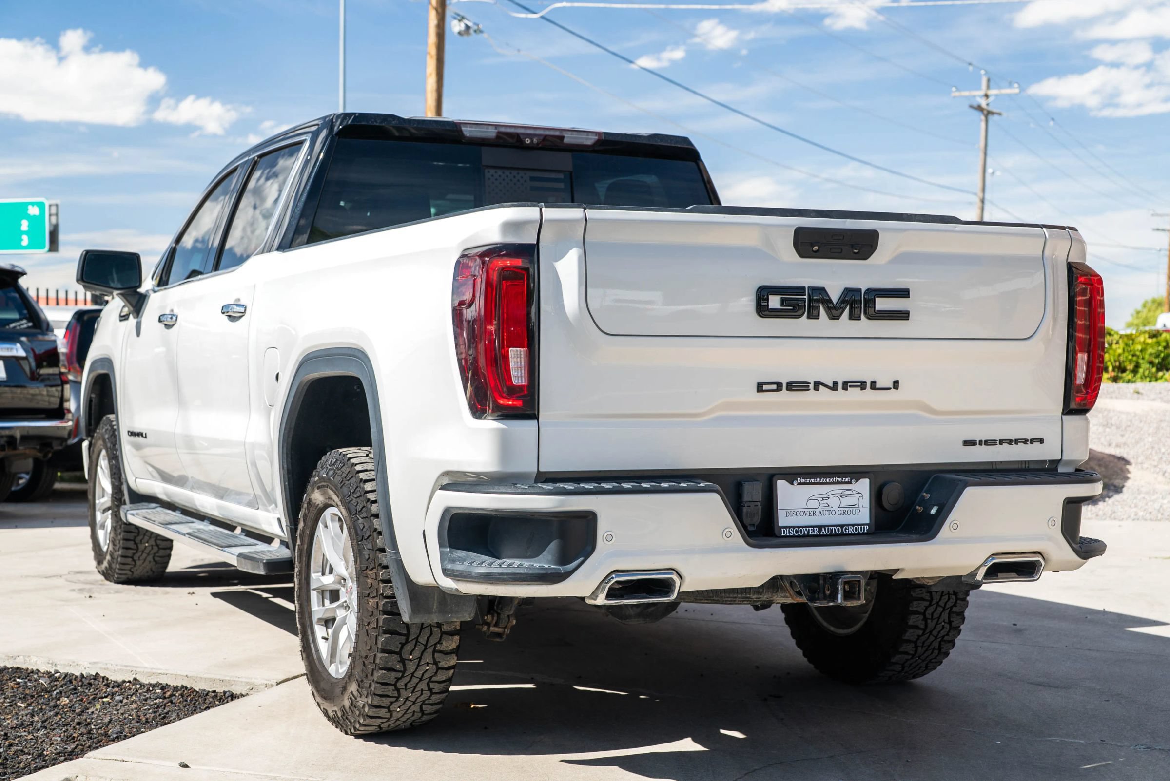 Used 2020 GMC Sierra 1500 Denali w/ Denali Premium Package AWD/4WD image 5