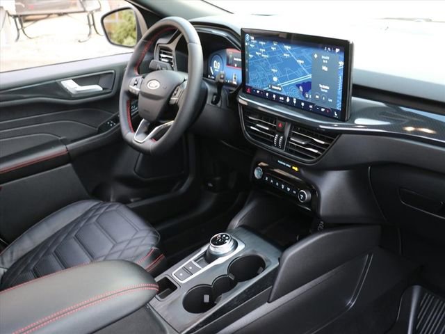Used 2024 Ford Escape ST-Line Elite w/ Premium Technology Package image 19