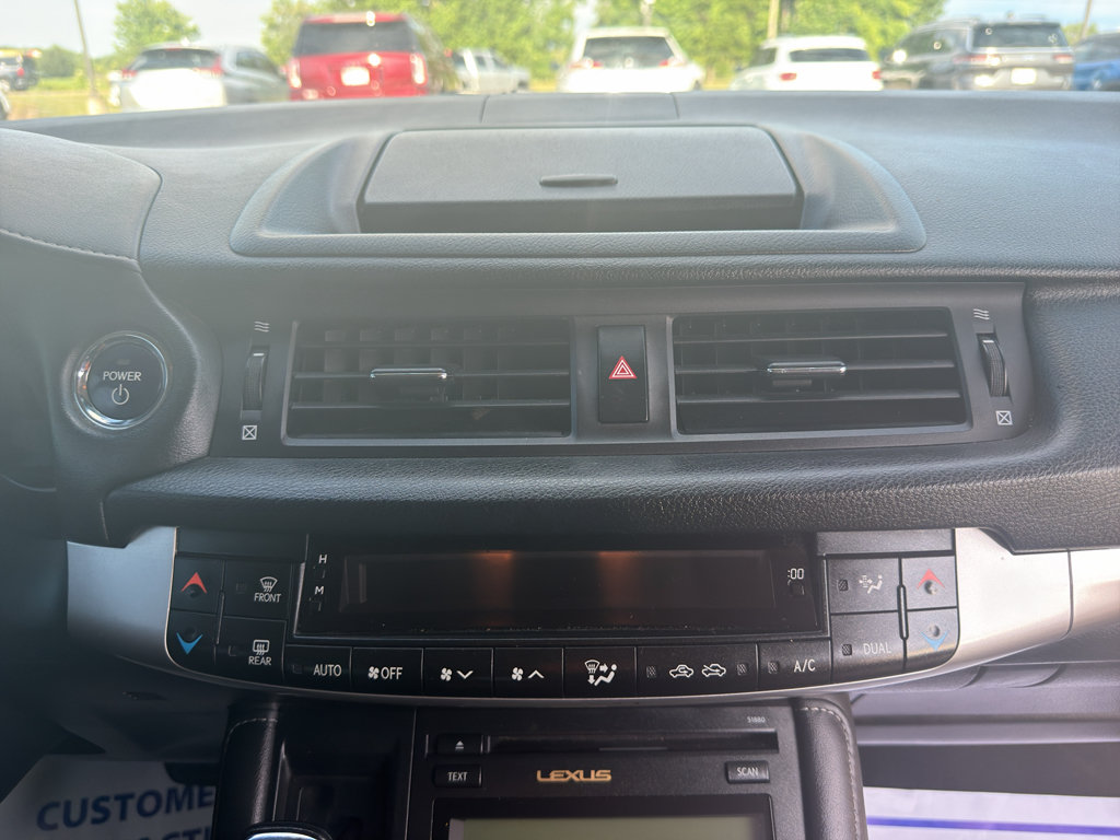 Used 2012 Lexus CT 200h Premium FWD image 12