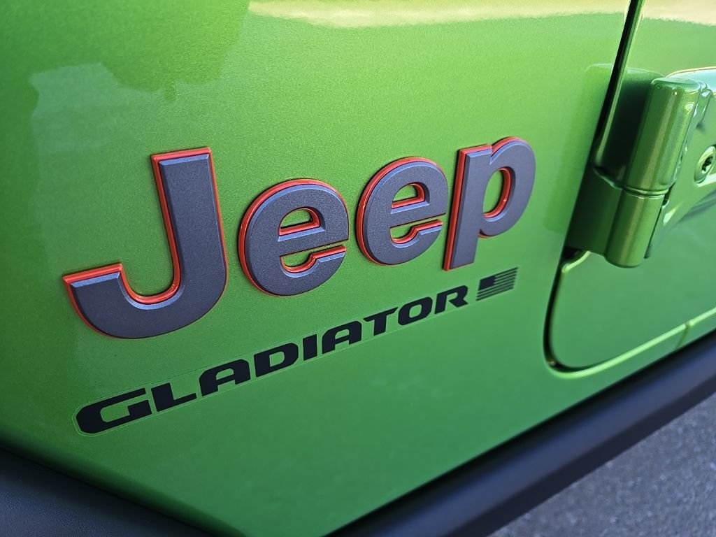 New 2026 Jeep Gladiator Mojave w/ Safety Group AWD/4WD image 20