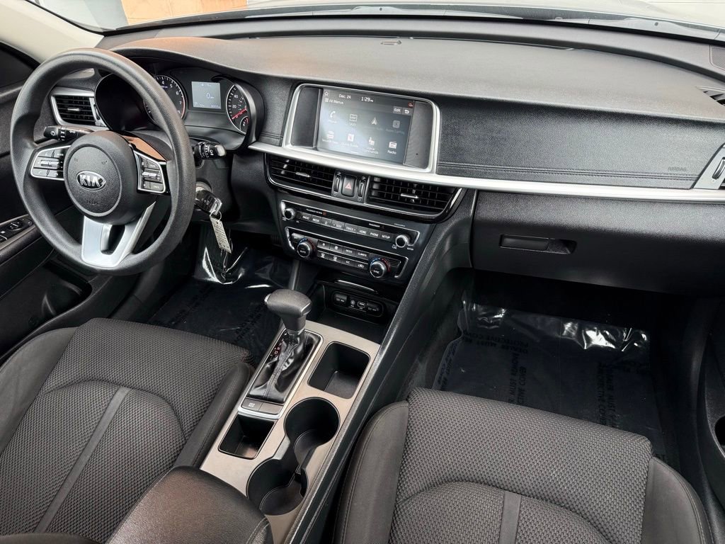Used 2020 Kia Optima LX image 28