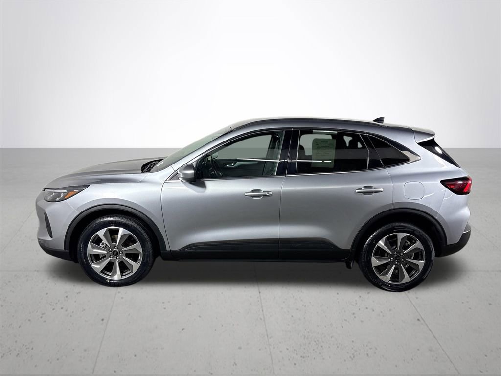 Used 2024 Ford Escape Platinum AWD/4WD image 9