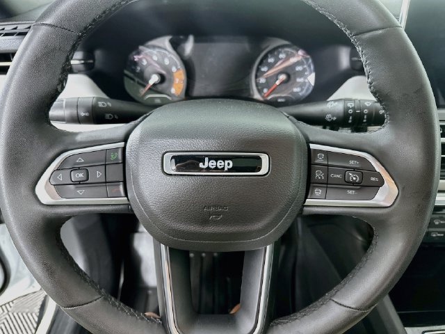 Used 2023 Jeep Compass Limited w/ Sun and Sound Group AWD/4WD image 22