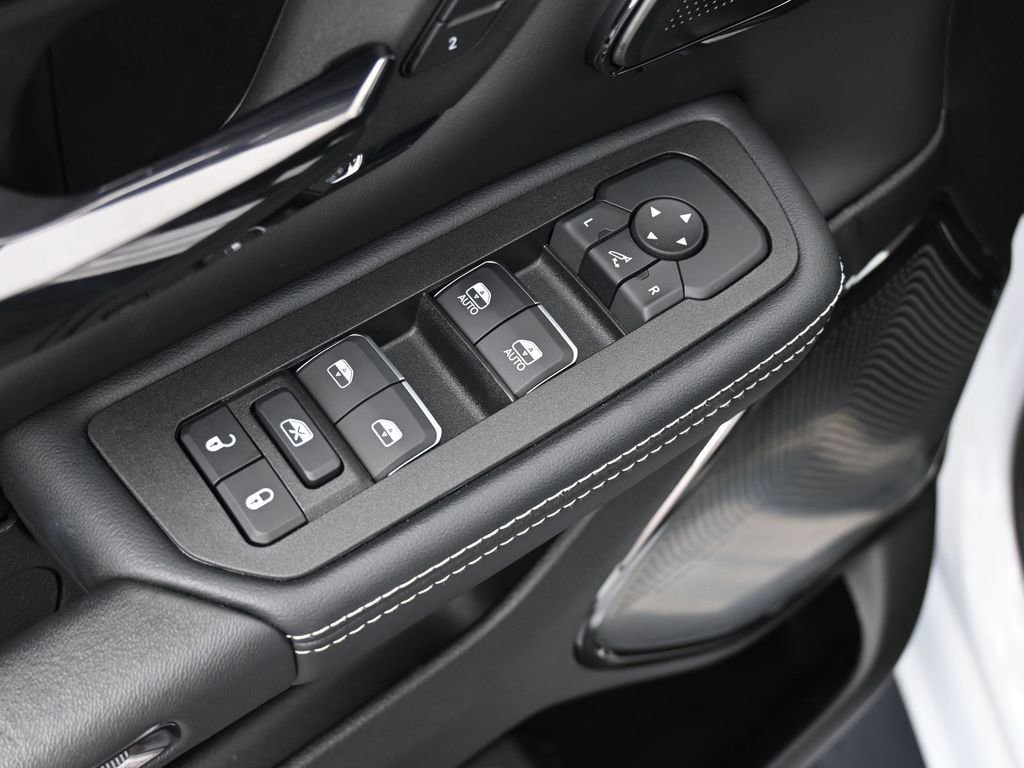 Used 2025 RAM 1500 Limited image 18